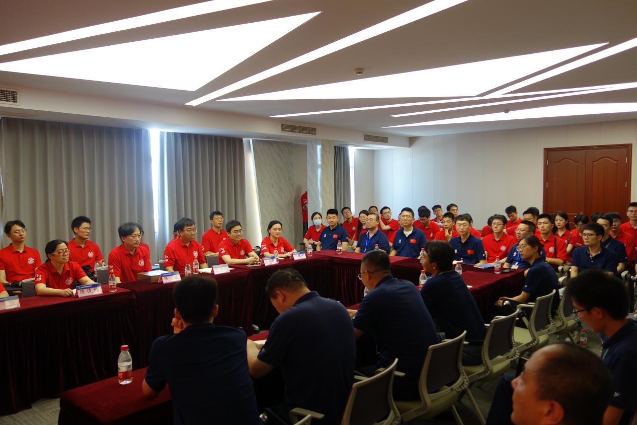 色情小说
材料来所交流 (公开)(13)